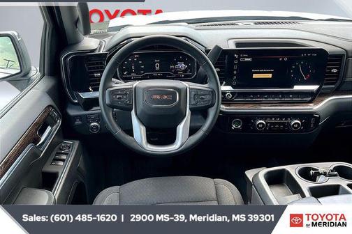 2024 GMC Sierra 1500 SLE