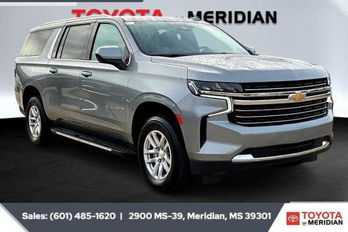 2023 Chevrolet Suburban LT