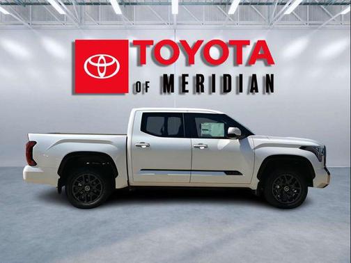 2024 Toyota Tundra Hybrid Platinum
