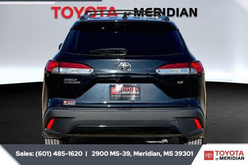 2025 Toyota Corolla Cross LE