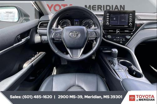 Ice Cap 2024 Toyota Camry SE