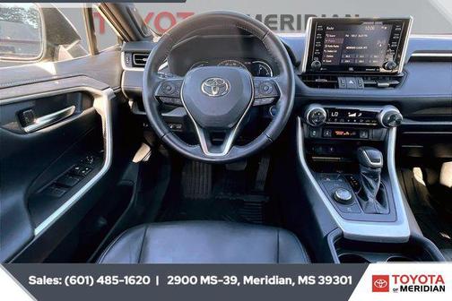 2021 Toyota RAV4 Hybrid SE