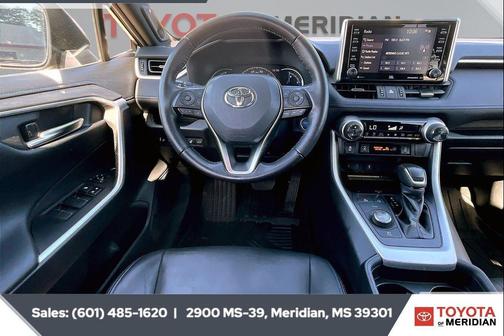 2021 Toyota RAV4 Hybrid SE