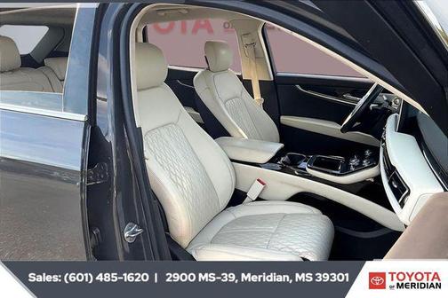 2022 Lincoln Nautilus Black Label