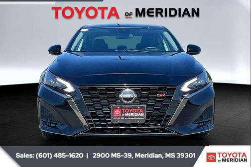 Super Black 2024 Nissan Altima SR FWD