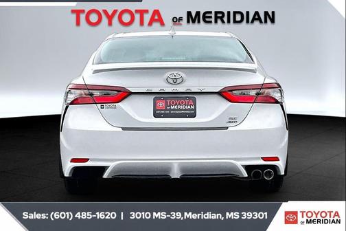 Ice Edge 2024 Toyota Camry SE