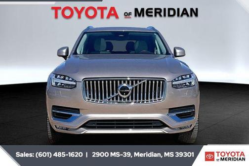 2024 Volvo XC90 B6 Plus Bright Theme 6-Seater