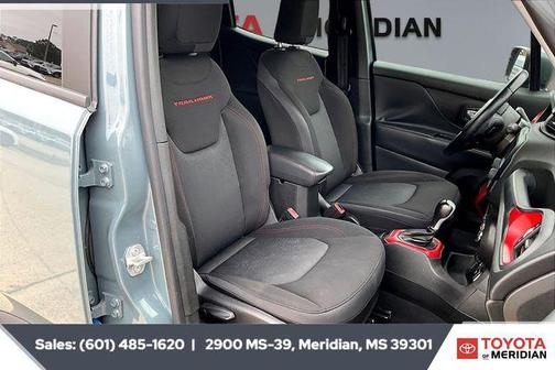 2016 Jeep Renegade Trailhawk