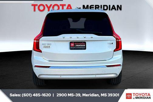 2022 Volvo XC90 T6 Inscription