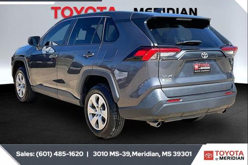 Magnetic Gray Metallic 2022 Toyota RAV4 LE
