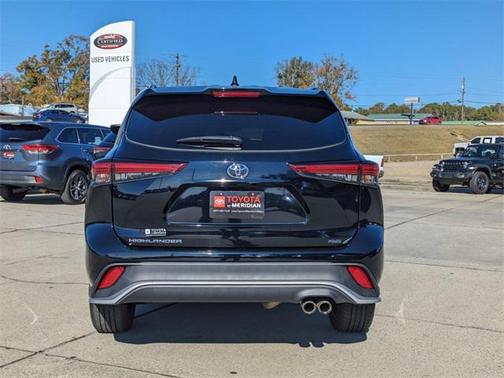 2023 Toyota Highlander XSE