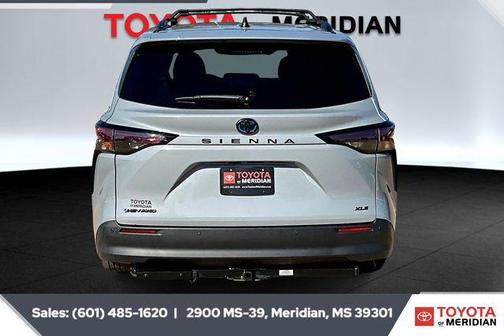 2025 Toyota Sienna Woodland Edition