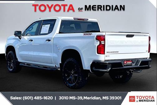 Summit White 2025 Chevrolet Silverado 1500 LT Trail Boss