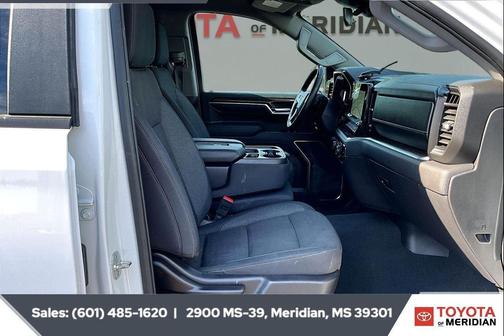 Summit White 2025 Chevrolet Silverado 1500 LT Trail Boss