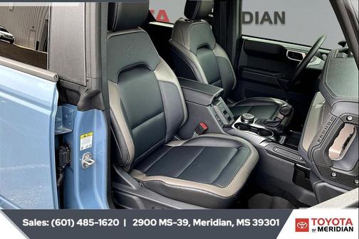 Azure Gray Metallic Tri-Coat 2025 Ford Bronco Outer Banks