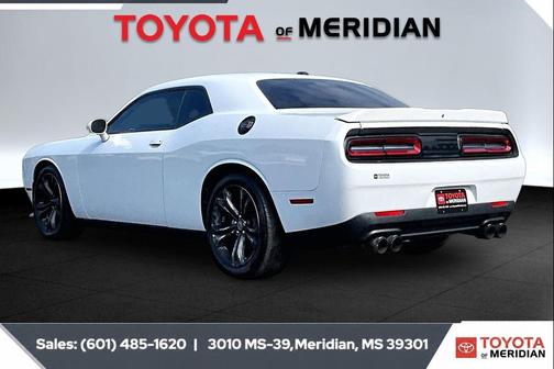 White Knuckle Clearcoat 2022 Dodge Challenger R/T