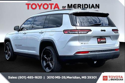 Silver Zynith 2022 Jeep Grand Cherokee L Altitude