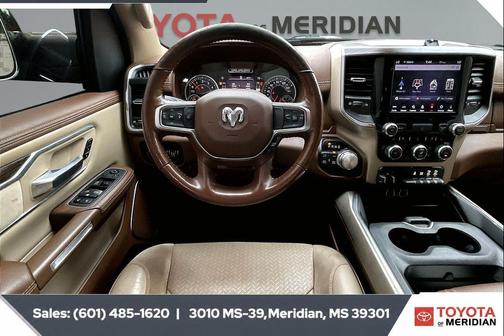 Ivory White Tri-Coat Pearlcoat 2020 RAM 1500 Laramie