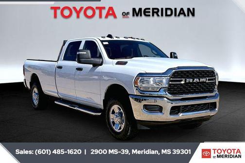 2023 RAM 2500 Tradesman Crew Cab 4x4 8' Box