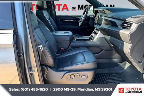 2022 GMC Yukon XL Denali