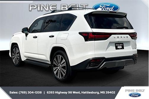 2025 Lexus LX 700h Luxury