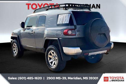 2014 Toyota FJ Cruiser Base