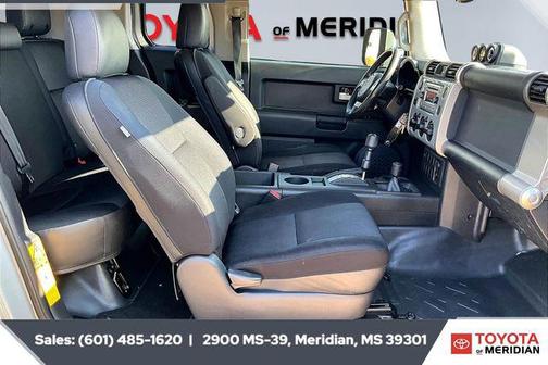 2014 Toyota FJ Cruiser Base