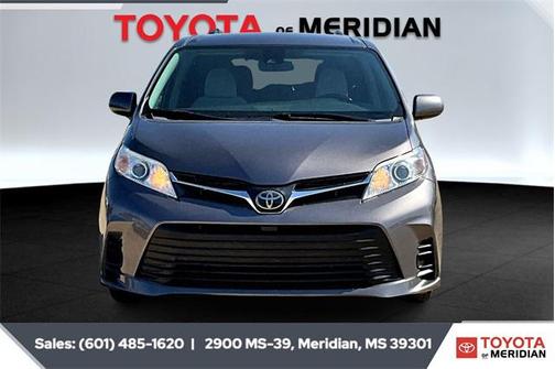 2020 Toyota Sienna LE