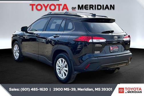 2024 Toyota Corolla Cross LE