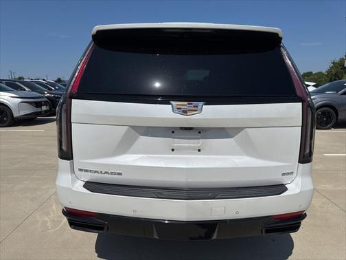 2023 Cadillac Escalade Sport