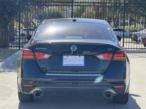 2022 Nissan Altima SR FWD