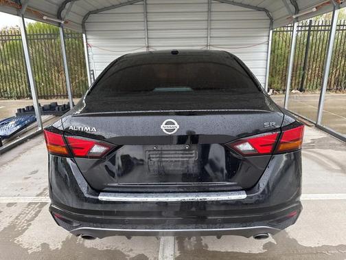 2022 Nissan Altima SR FWD