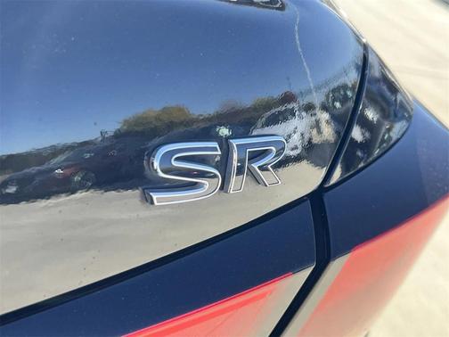 2022 Nissan Altima SR FWD