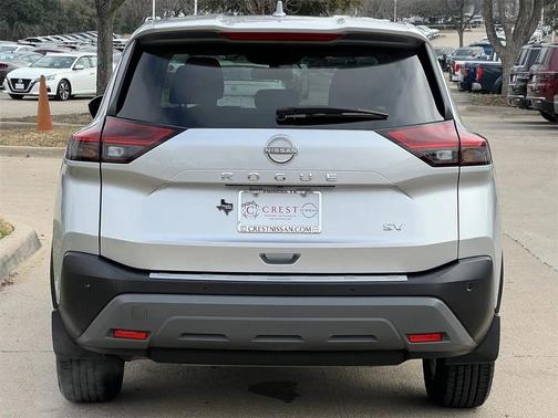 2022 Nissan Rogue SV