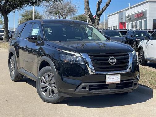 2025 Nissan Pathfinder S FWD