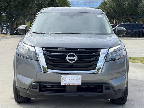 2025 Nissan Pathfinder S FWD