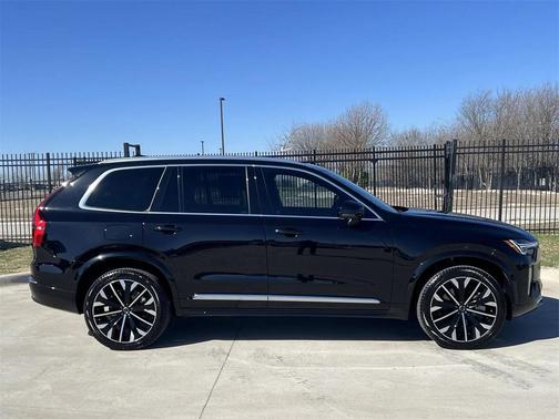 2025 Volvo XC90 Plug-In Hybrid T8 Core 7-Seater
