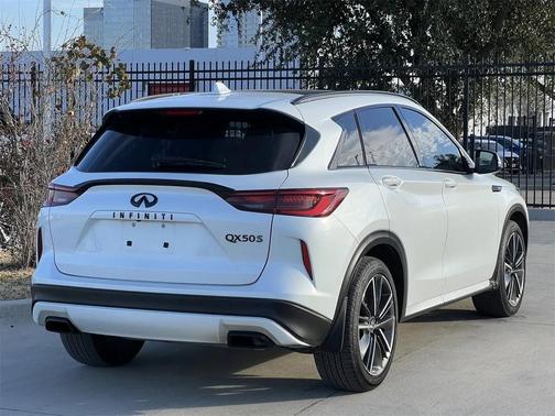 2023 INFINITI QX50 SPORT
