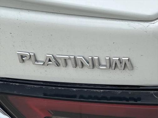 2022 Nissan Maxima 3.5 Platinum