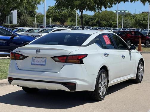 2025 Nissan Altima S FWD