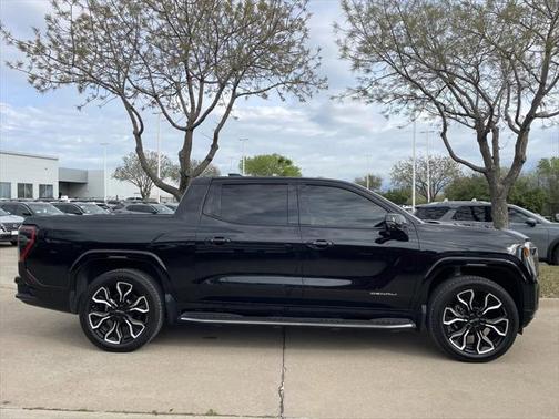 2025 GMC Sierra EV Max Range Denali