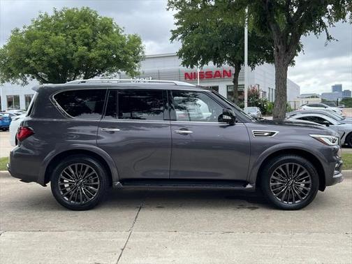 2024 INFINITI QX80 SENSORY AWD