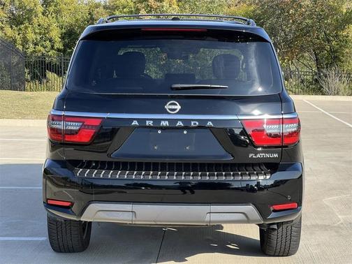 2024 Nissan Armada Platinum 2WD