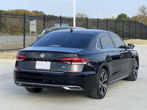 2021 Volkswagen Passat 2.0T SE