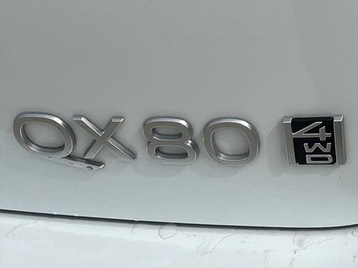 2025 INFINITI QX80 SENSORY AWD