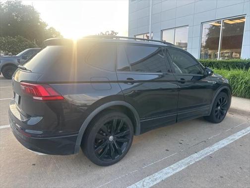2021 Volkswagen Tiguan 2.0T SE R-Line Black