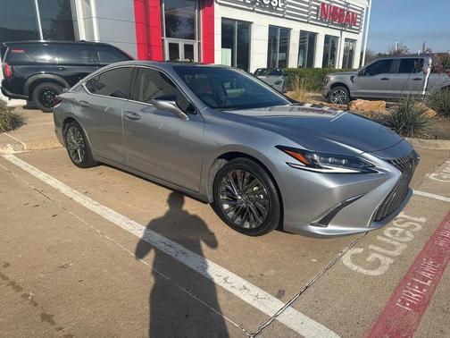 2025 Lexus ES 350 Ultra Luxury