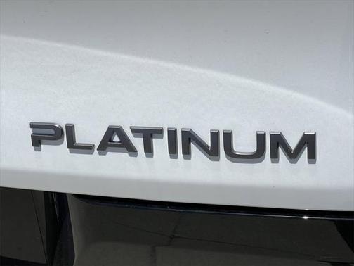 2025 Nissan Murano Platinum
