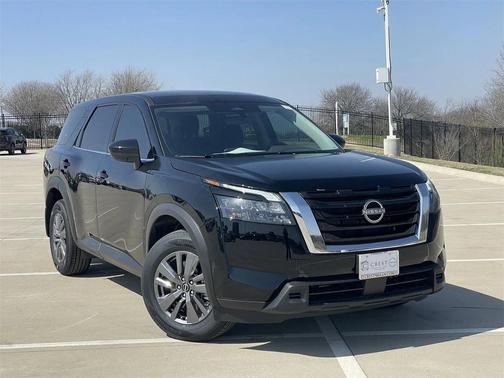 2025 Nissan Pathfinder S 4WD