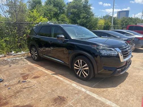 2024 Nissan Pathfinder Platinum 4WD